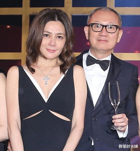 关之琳|与6名富豪爱恨纠葛，最终人财两空的关之琳爱情观有多\扭曲\