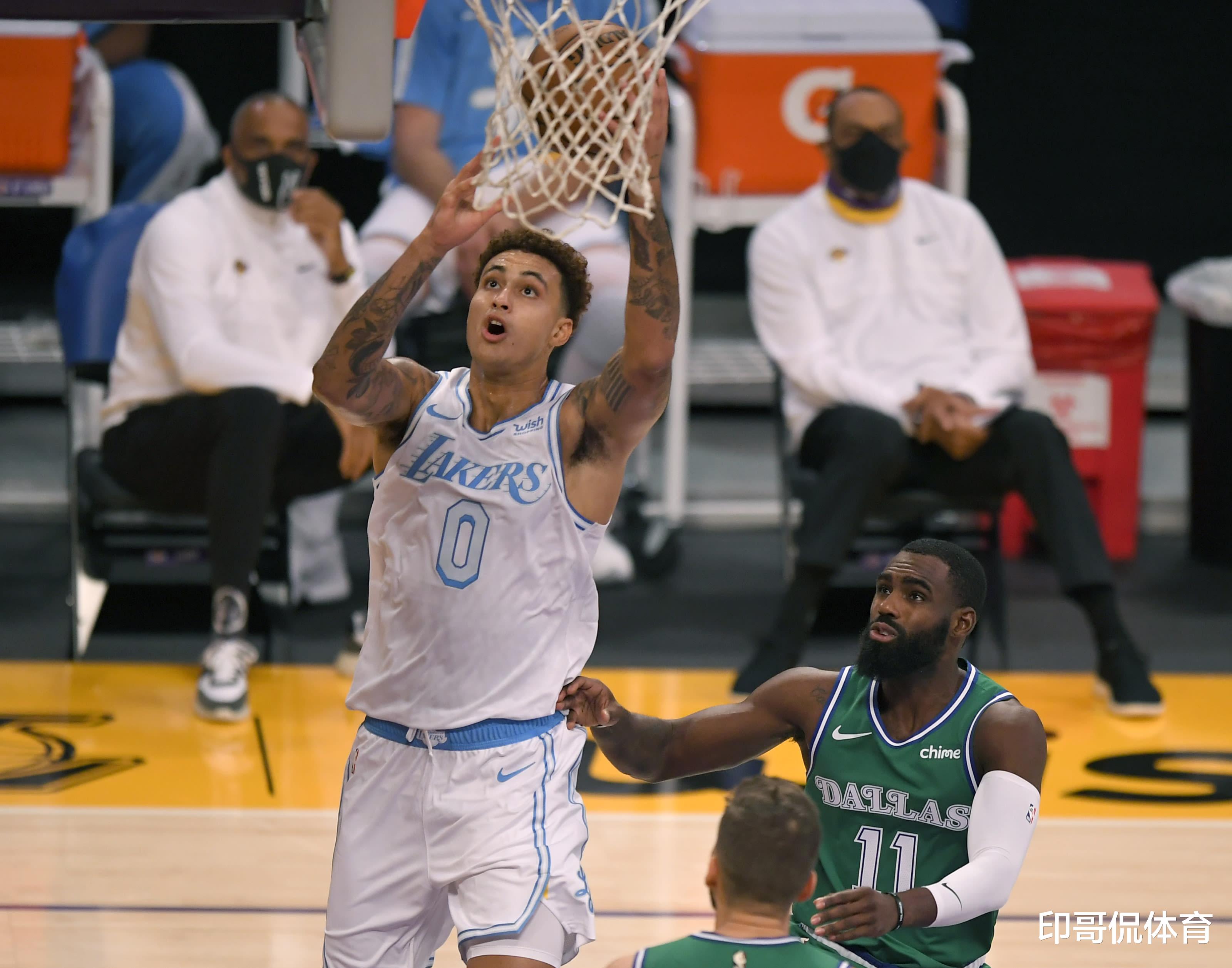 交易 洛杉矶湖人队：排名前三的交易筹码、你最看好谁？