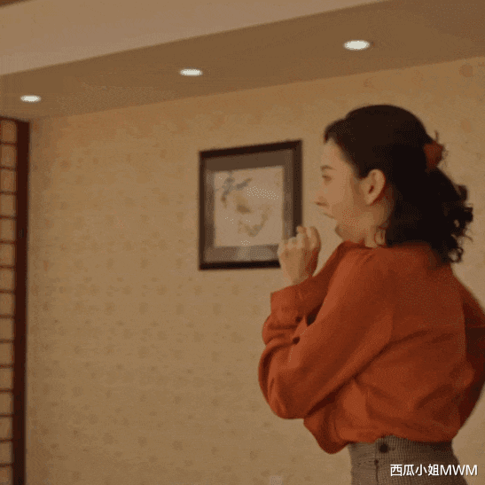 西瓜小姐MWM|宋祖儿和毛晓彤穿的居然是当季新款？ | 《乔家的儿女》造型解析