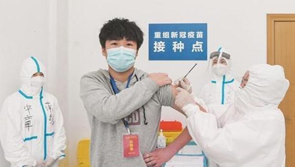 童书小窝|新冠疫苗第一针还没打的人现在可以打吗