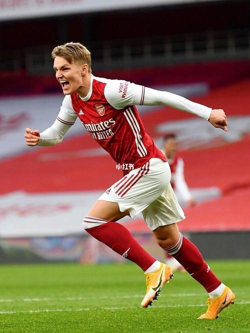 韓國隊(duì)|直接蹬踏！埃弗頓惡人接連侵犯阿森納球員，“神奇四瞎“：沒看見