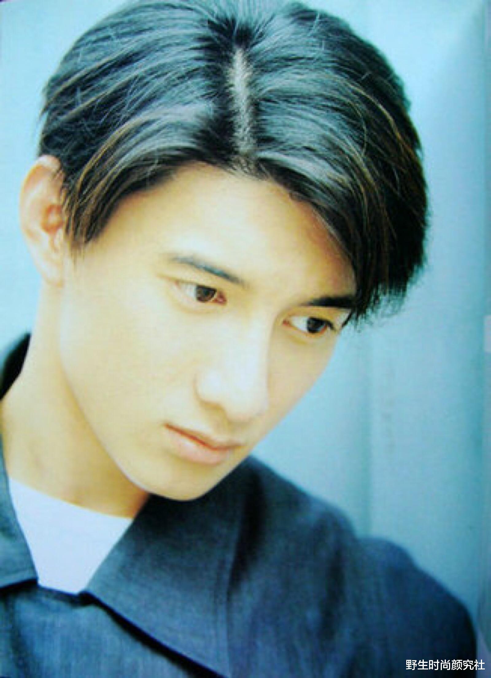 吴奇隆|现在居然有人嫌他老了？也不看看他二十年前多帅