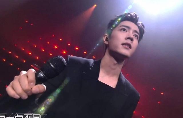 肖战|肖战变唱腔，奶凶小表情太治愈了！