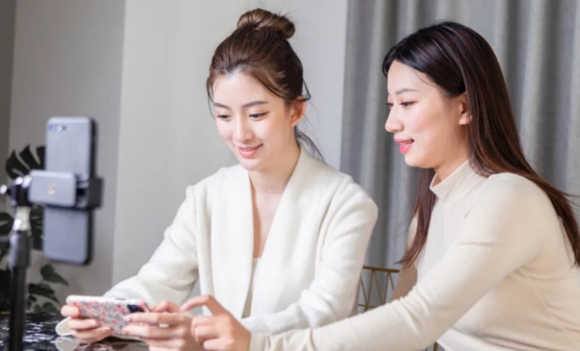 玄风八字运势|步入中年大运滚滚来，福禄双全的命