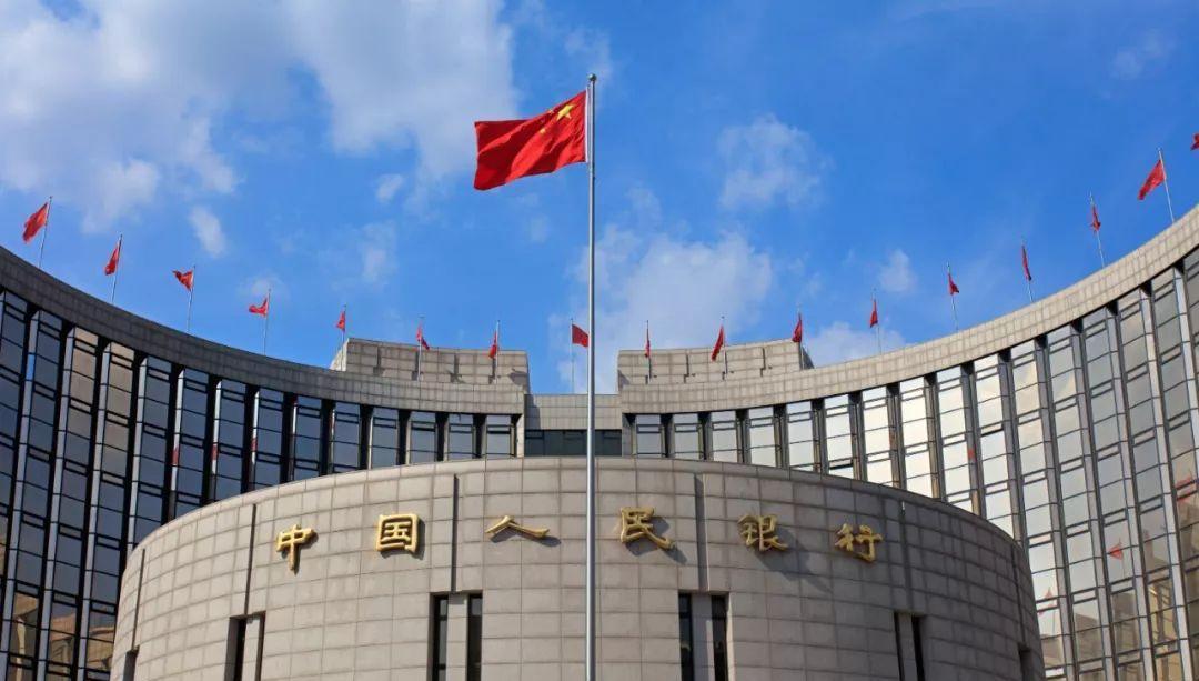 奶球妈咪聊|老赖数量成倍上涨，已有1590万人，国家出手整治，家人也受牵连？