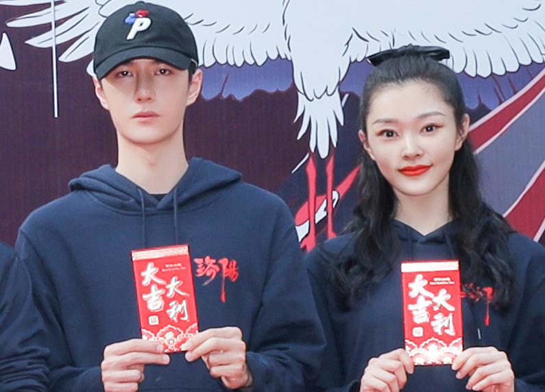 王一博|百里二郎的先婚后爱，不如谢允的一见钟情看着甜蜜，你认为呢？