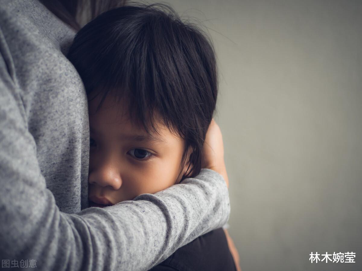 林木婉莹|婉莹情感故事:不顾一切娶了白月光,为何他的眼神里逐渐没了光?