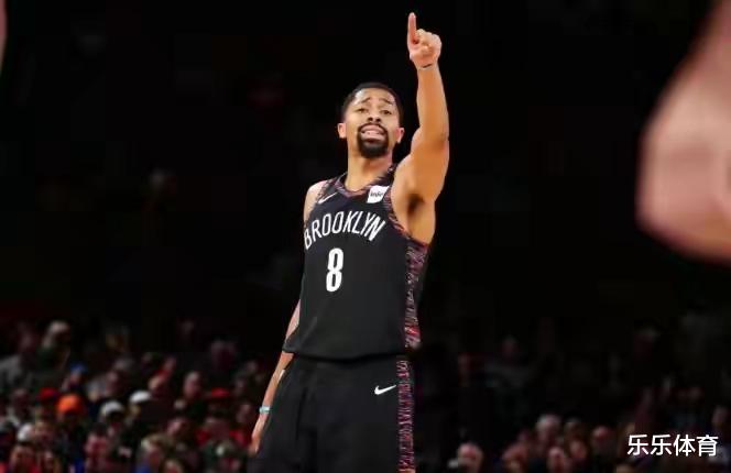 陕西 疯了！全明星中锋驰援篮网，阵容升级不逊湖人！