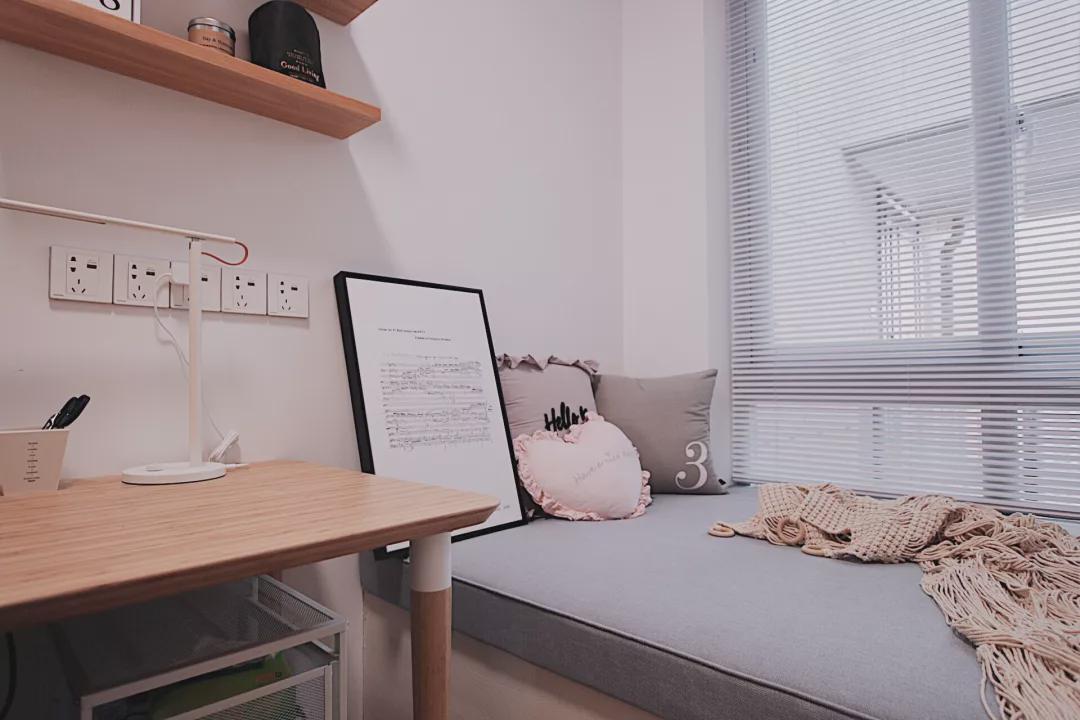 |110㎡北欧原木风，这样设计在搭配几盆绿植，格局瞬间大了很多