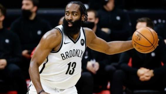 詹姆斯·哈登|疯狂的传球！哈登16个助攻再破队史，连科尔都称赞他