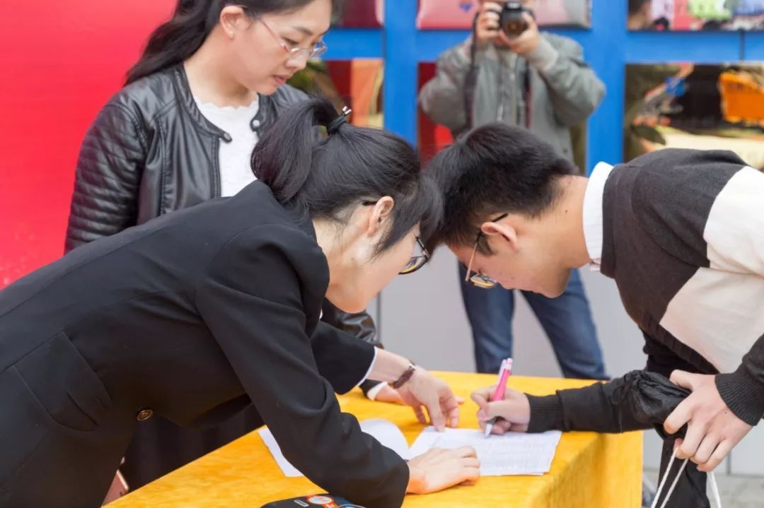 秘书|职场生存法则：“为难”领导就是为难自己