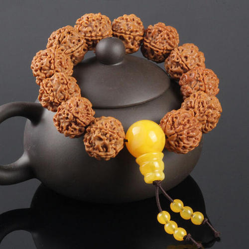 蜜蜡|蜜蜡、绿松......文玩四大经典配饰谁更绝？