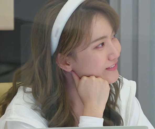 马子佳|心动4：马子佳晒国庆出游照，摆拍造型被嫌弃，小孔吐槽一针见血