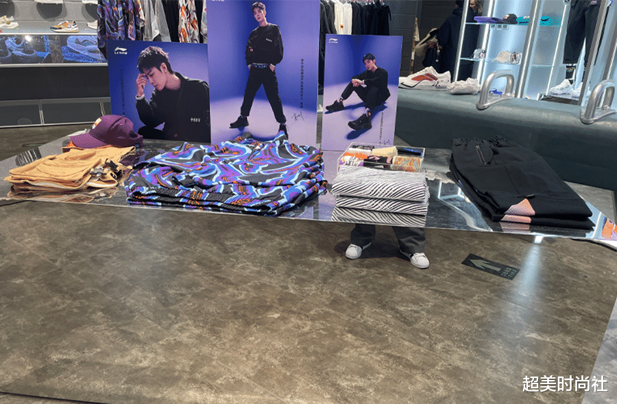 带货|李宁一双鞋暴涨31倍！老百姓为支持国货买断货，它却变得高攀不起