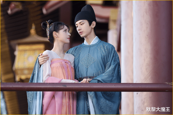 美宝莲|芒果TV爱奇艺又“撞档”，新剧仅隔1天上线，都是高颜阵容难抉择