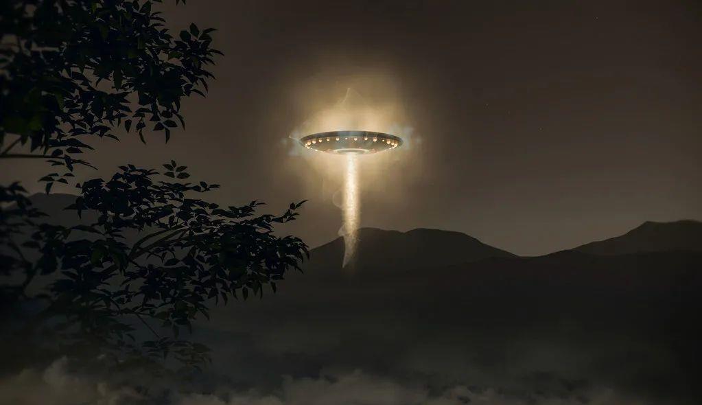 UFO 美国UFO报告称不明飞行物是中国的“黑科技”，此话从何而来？