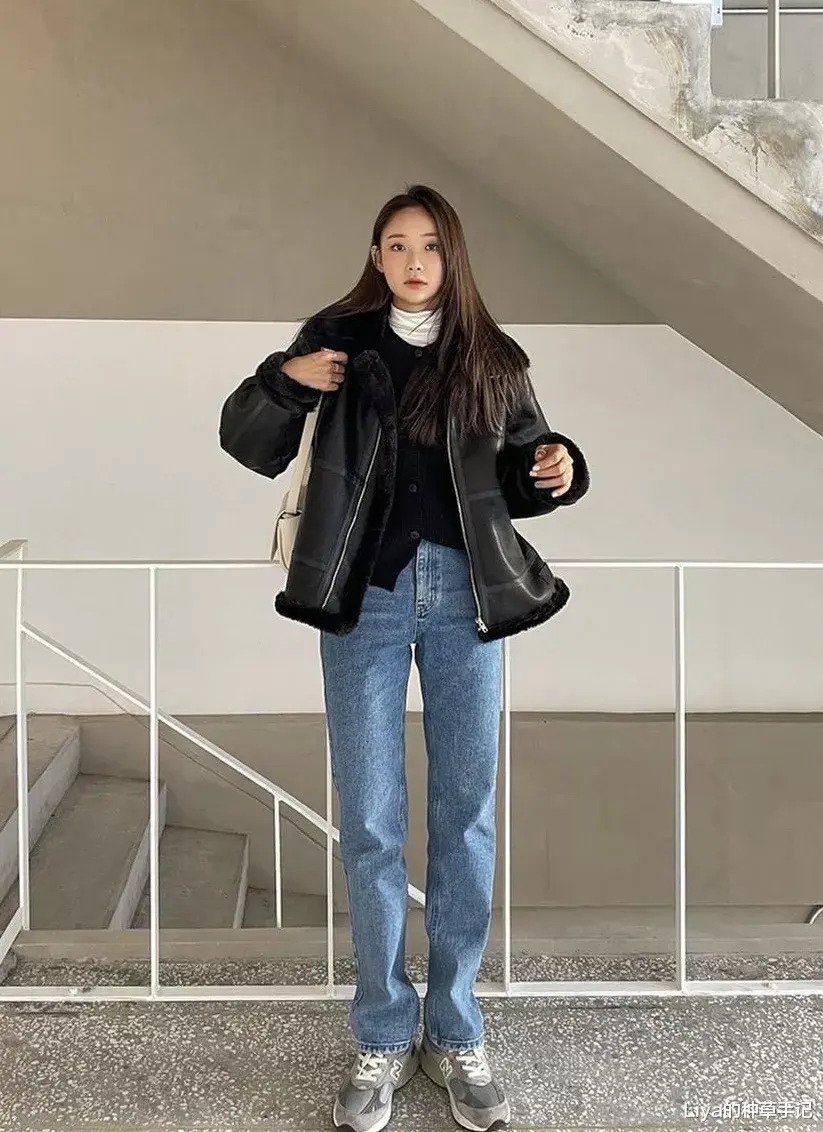 Liya的种草手记 别再穿一身黑了！今冬这3套才是真好看