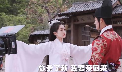 袁冰妍|《祝卿好》“报复”营业，袁冰妍霸道索吻郑业成，现场原声很意外