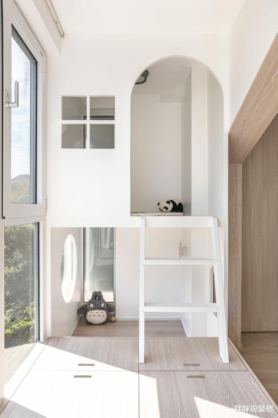 130㎡简约新房，阳台打造榻榻米+小树屋，四分离卫生间是最大亮点