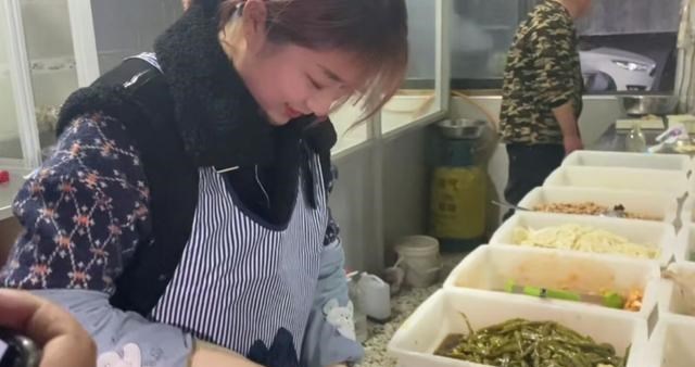 特色小厨速递 江苏小镇上的羊肉汤，因老板娘貌美如花，位置偏远也不愁没生意