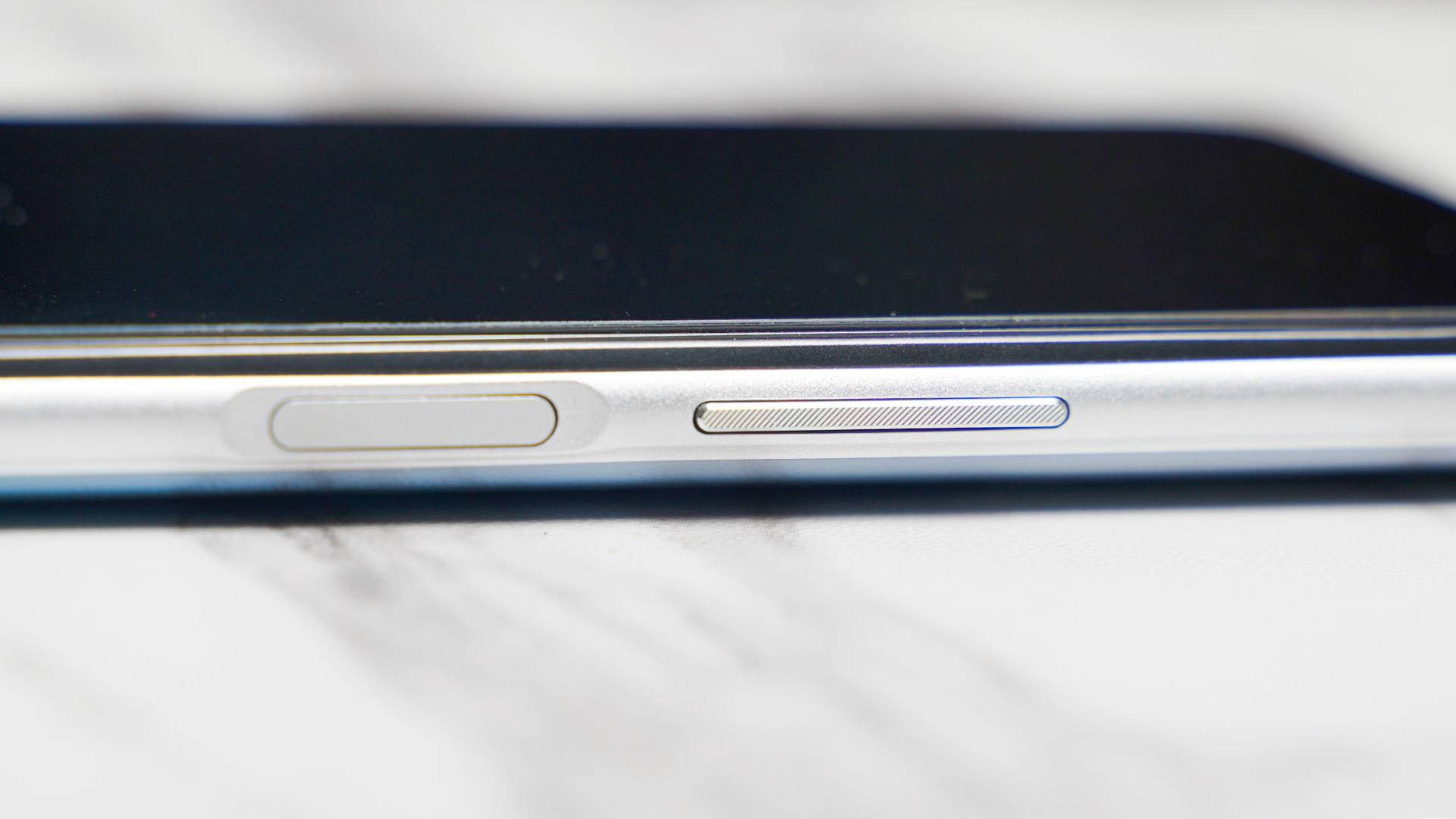 天玑1000plus|iQOOZ1测评：天玑1000Plus能否扛住硬核大旗