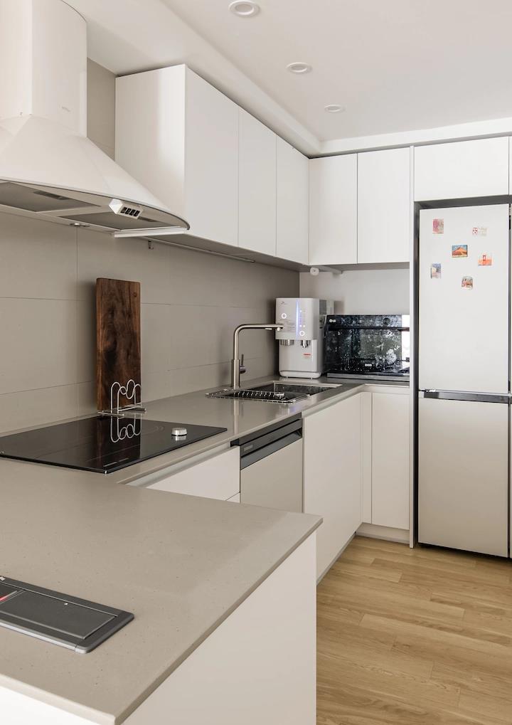 汉族姑娘搭伙韩国男士：80平小家，1㎡异形玄关！让回家变成诱惑