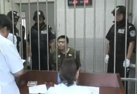 北京特大杀人案纪实:10名年轻女子惨遭毒手,凶手因一条香烟暴露