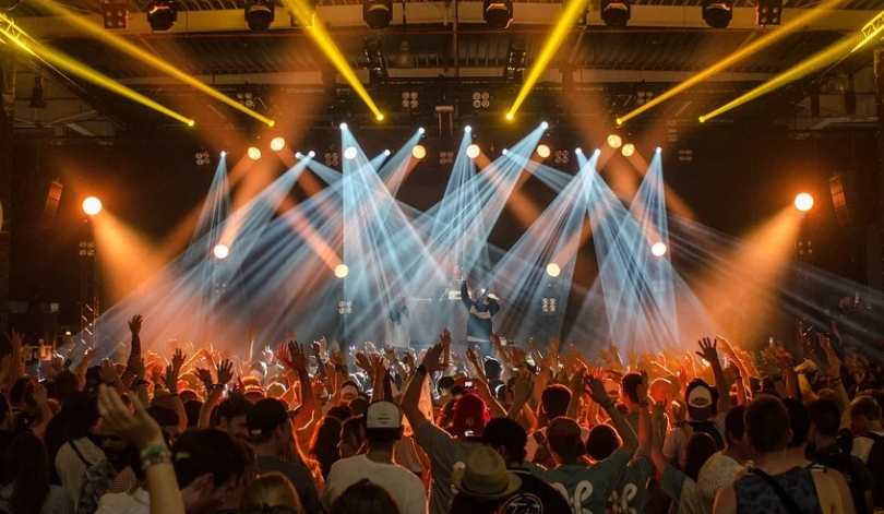 |演员是个职业，为什么感觉门槛越来越低了呢