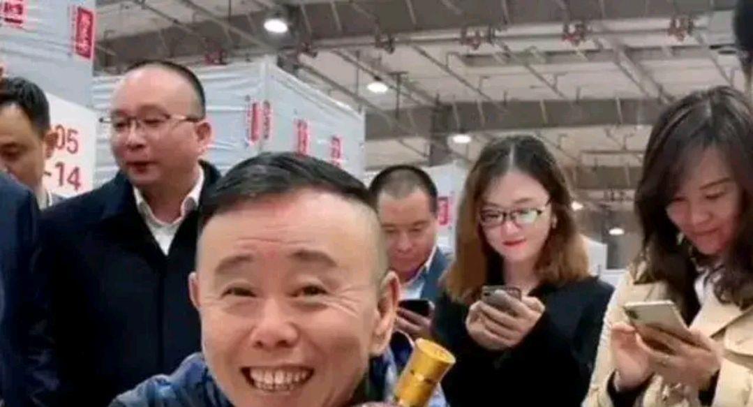 丁祖昱|嘎子被爆卖掉北京房产补税仍不够，忙着四处借钱凑数，顾不上带货