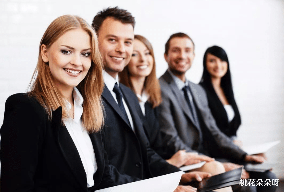 |与领导相处，如何打好关系？事有3不提，人有3不管，活有2不接