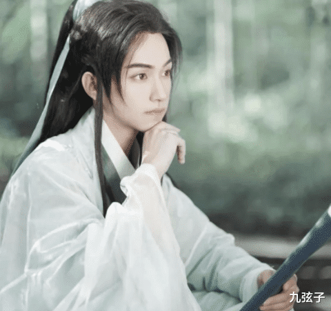 杨丽萍|楚淇毁灭史：从秃顶大叔到中国古风第一美男，圈粉860万，却为何饱受争议？