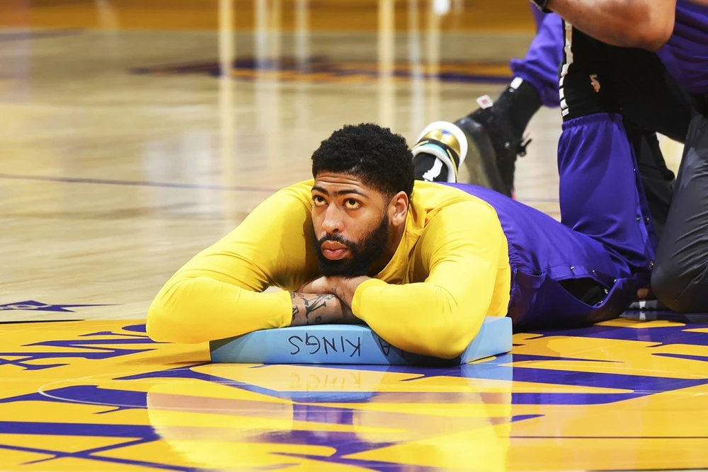 勇士隊(duì)|庫(kù)里飆40分還不夠？ESPN探討：勇士只有3種可能贏下湖人！