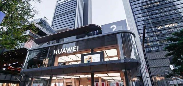 华为鸿蒙系统|正式确认，鸿蒙OS新一批名单公开，覆盖15款老设备