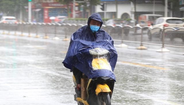梵恩诗伊宁哥|捐款从不缺席的曹德旺,再次捐款1亿,网友:不愧是中国首善