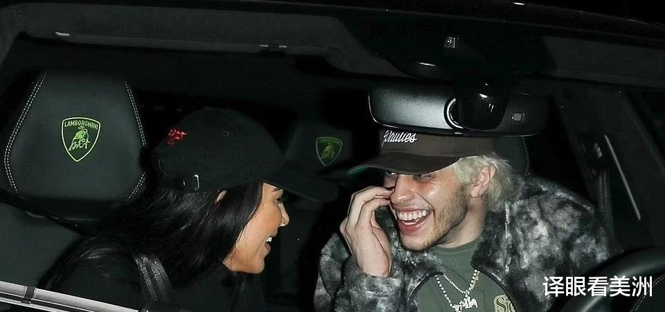 金·卡戴珊|巧合?狗血?阴谋?皮特和朱莉亚原来是老熟人,坎耶和金卡戴珊才是新欢