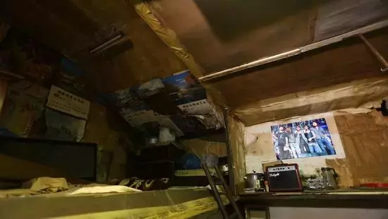 设计师|上海市中心户口，却遭女友嫌弃，他为结婚爆改35㎡变9房住两家人