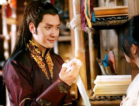 汪小菲|曾经的男神，中年发福与发际线后移，哪一个更可怕？