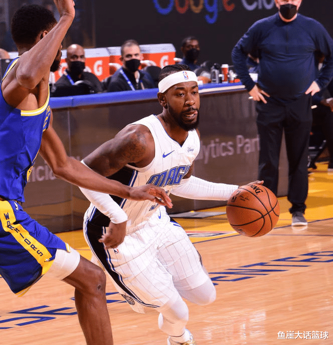 魔术队|库里40+8击溃魔术!武神25+13,罗斯尽力了,威金斯爆发格林8+11