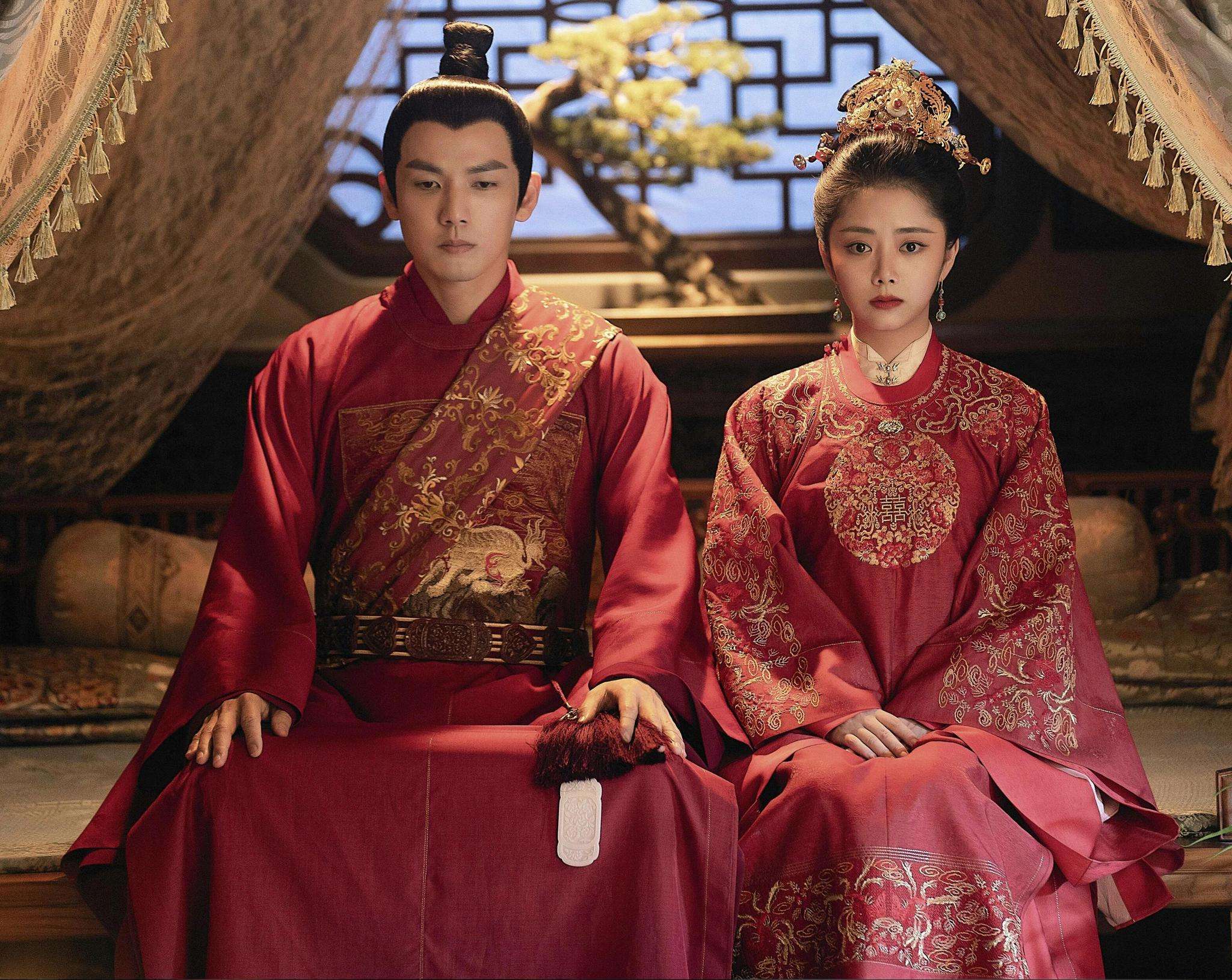 |鹅厂2021年最火爆的9部剧,我追了6部,追过7部以上的都是大神