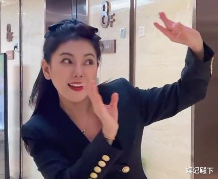 赵文琪|赵文琪和张雨绮，年龄长相声音身高迷之相似，两人不认识都可惜了