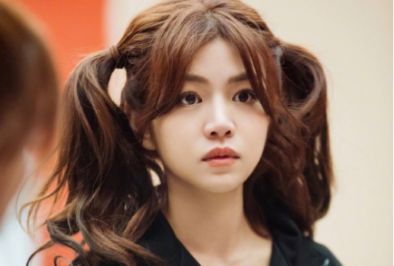 发型|陈妍希减肥失败发微博，表面上向网友求饶，暗地里却大撒一波狗粮