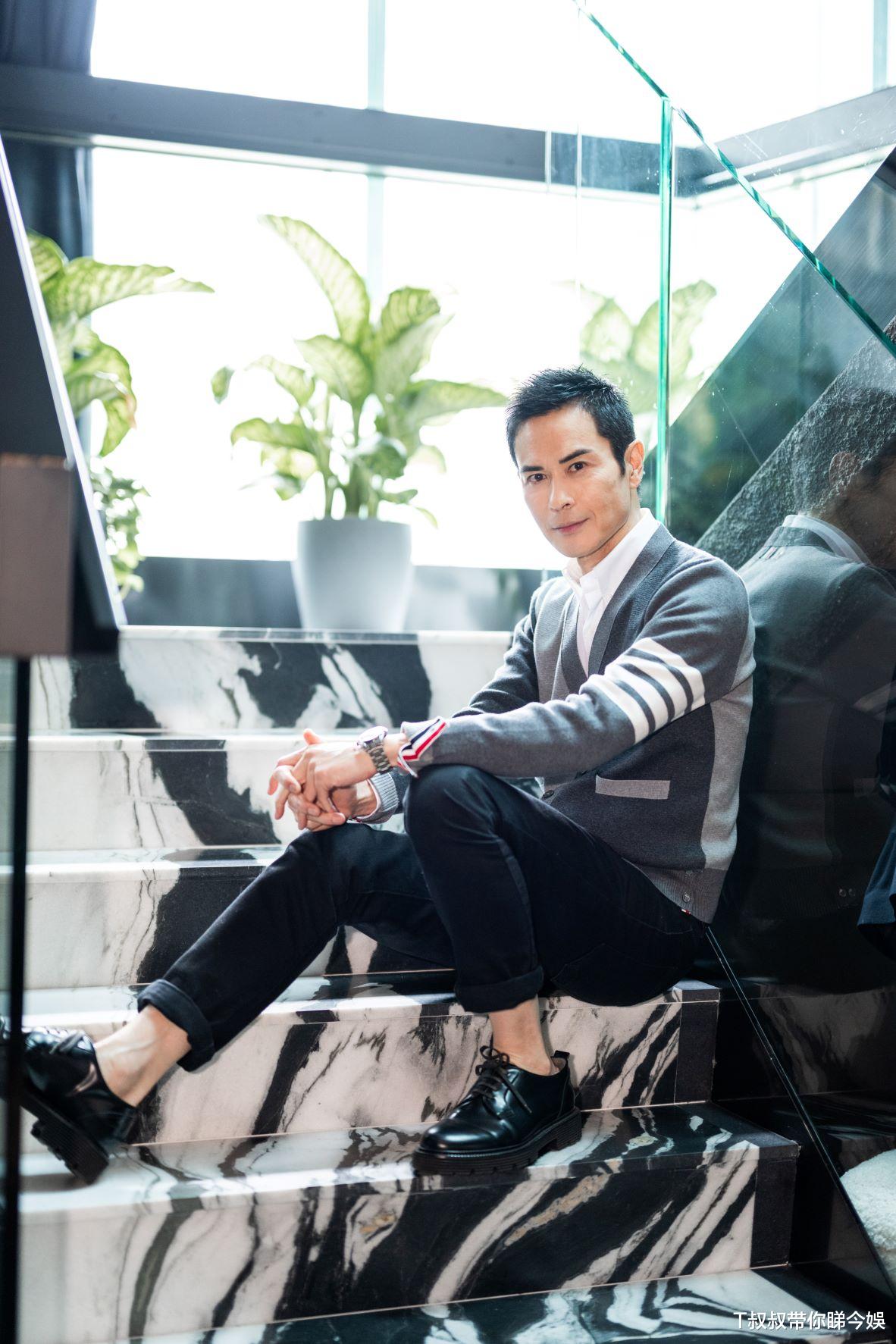 陈凯琳|陈凯琳任直播主持担心表现　郑嘉颖用三个字评价