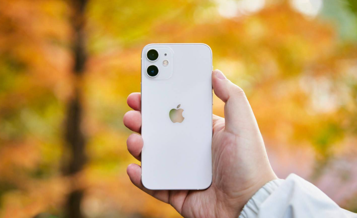 固态硬盘|性能小钢炮被冷落价格一降再降，128GB+A14，从5999元跌至4099元