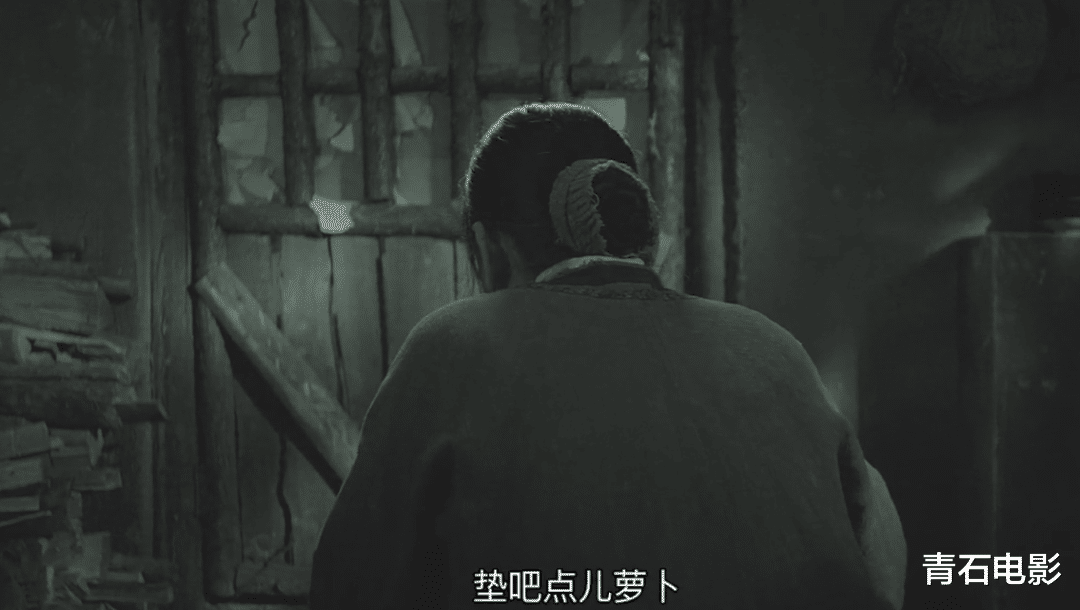 电影|上线1天就破纪录，这片凭什么能被赞“2021年第一国产惊悚片”？