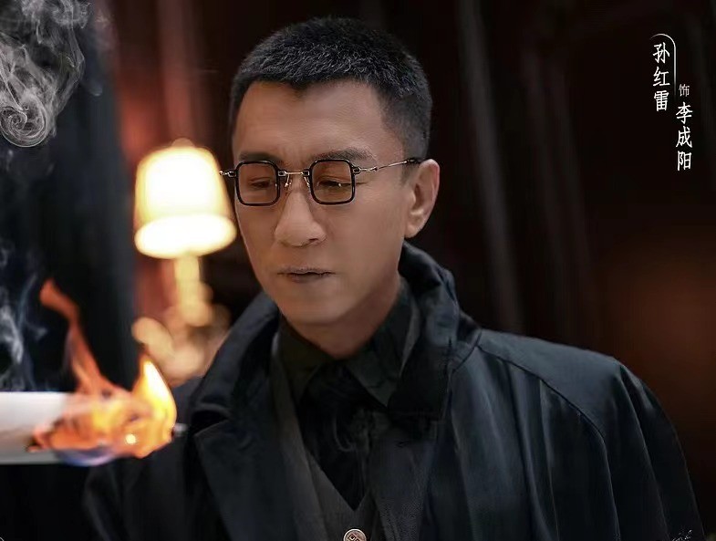 舒淇|抠牙抠得越狠，演技越稳？张艺兴“毁容式”演技，让多少顶流眼红