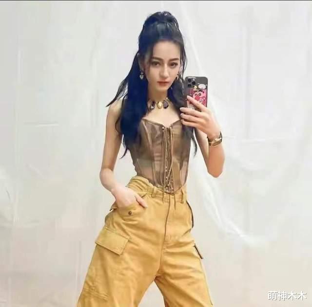 杨幂|女星瘦过头毫无美感：baby撑不起高定，杨幂腿如麻杆，颖儿显沧桑