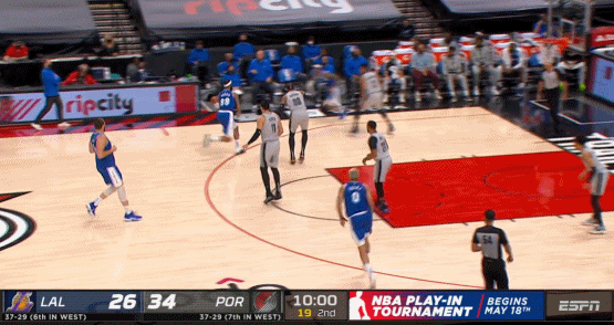 湖人隊|12投2中讓湖人只剩26%的機會！他直接被網友P死了！