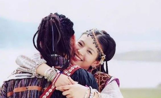 刘品言|仙剑一大火，被初恋逼退圈，怀孕被弃……她遇人不淑放飞自我了？