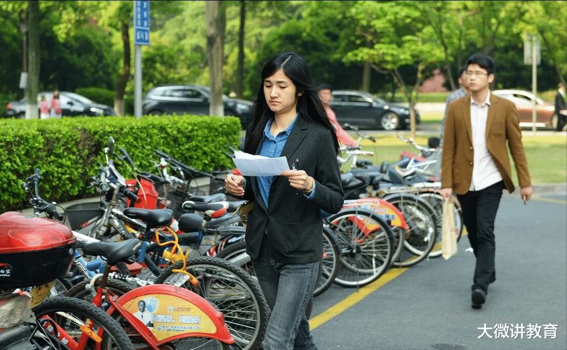 招聘|公务员涨工资的四种套路，第一种为毛毛雨，第四种才叫涨工资