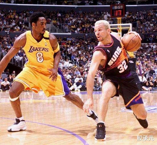 克里斯·保羅|追平基德！沖上歷史第四！保羅再創(chuàng)里程碑助太陽大勝